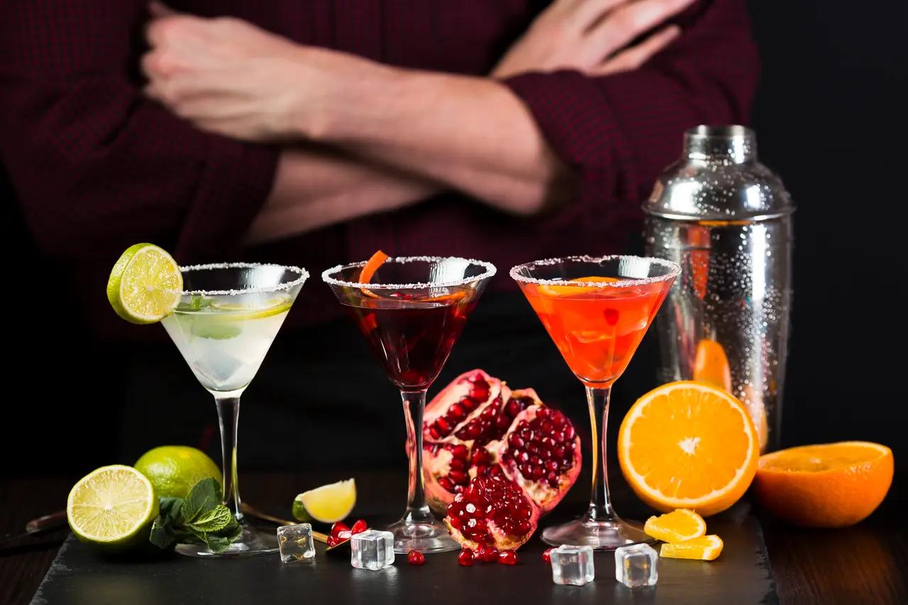Types of Cocktails: Exploring Classic and Modern Mixes