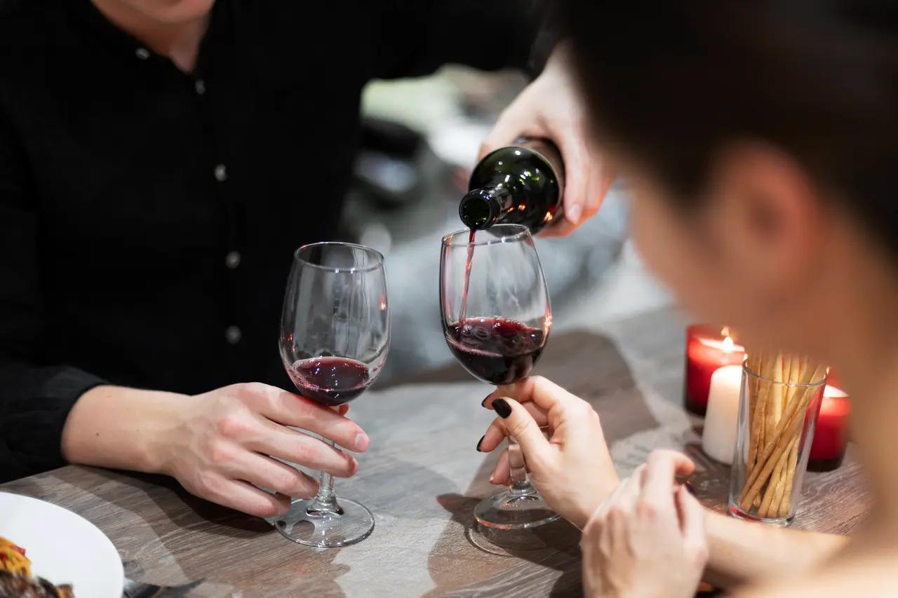 How to Choose Wine: A Simple Guide to Finding Perfect Match
