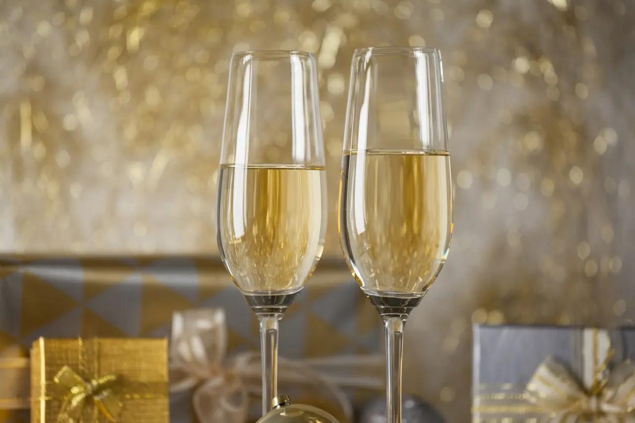 Champagne or Sparkling Wine? Knowing the Difference