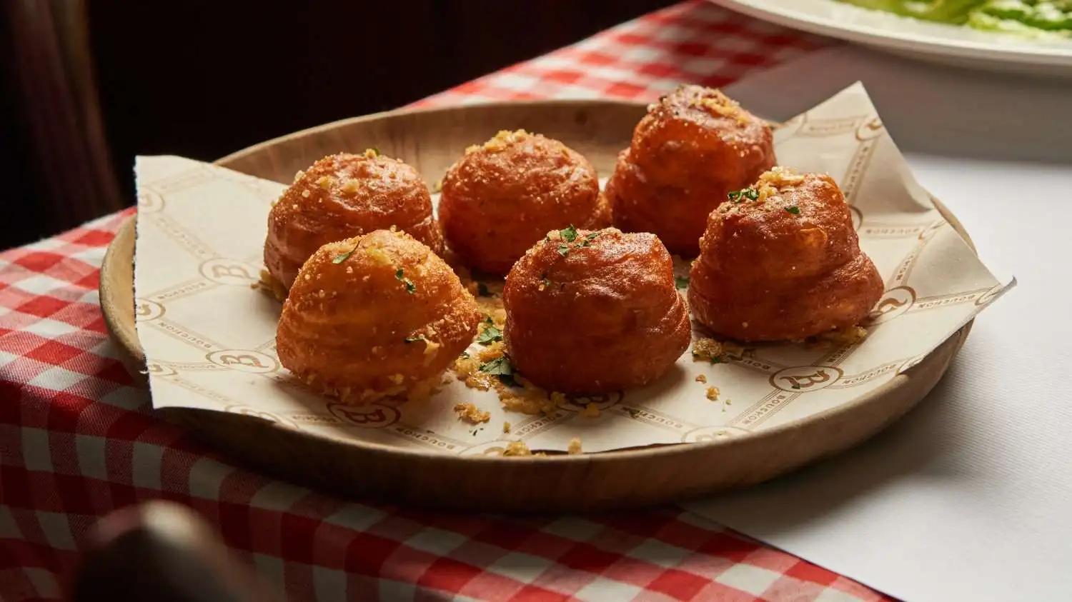 French Snacks: Discover Classic Bites Full of Flavor