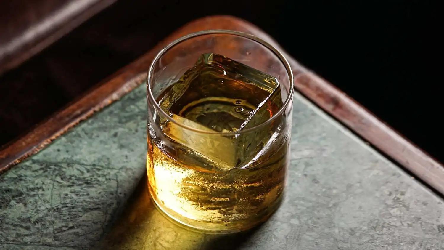 Single Malt Whiskey: The Elegance of Flavor in Every Sip