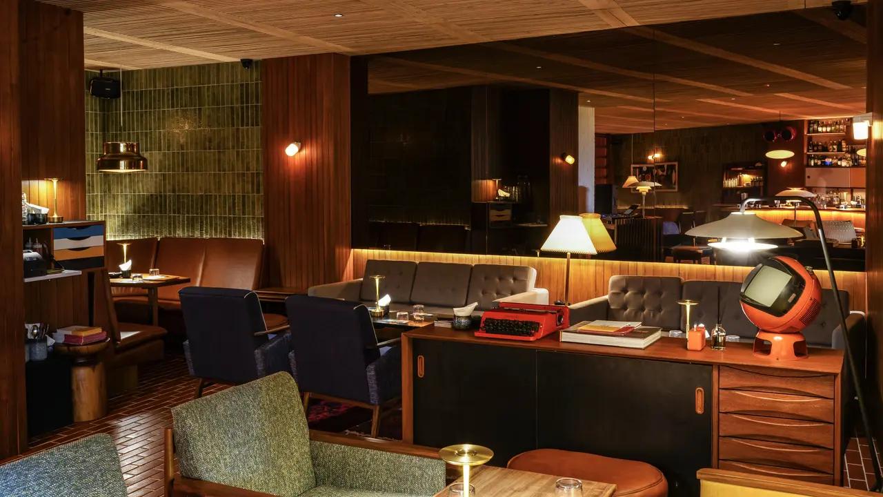 Cocktail Bars in Jakarta: A Guide to Enjoying Various Cocktails